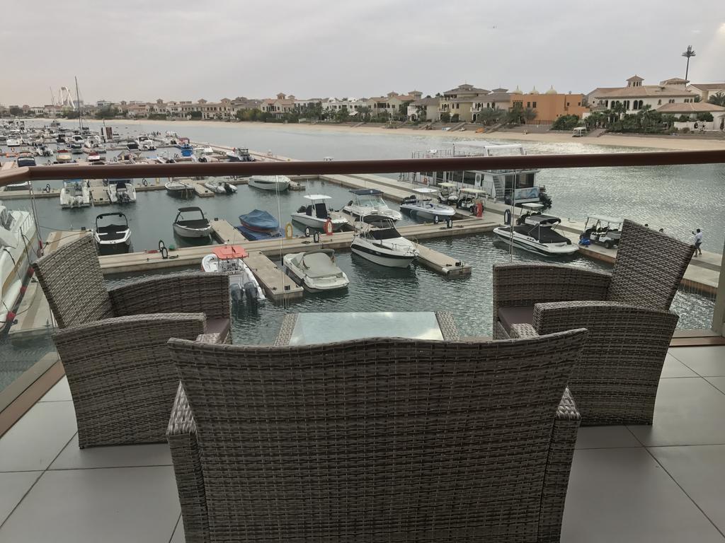 Yanjoon Holiday Homes - Palm Views Apartments Dubai Exteriör bild